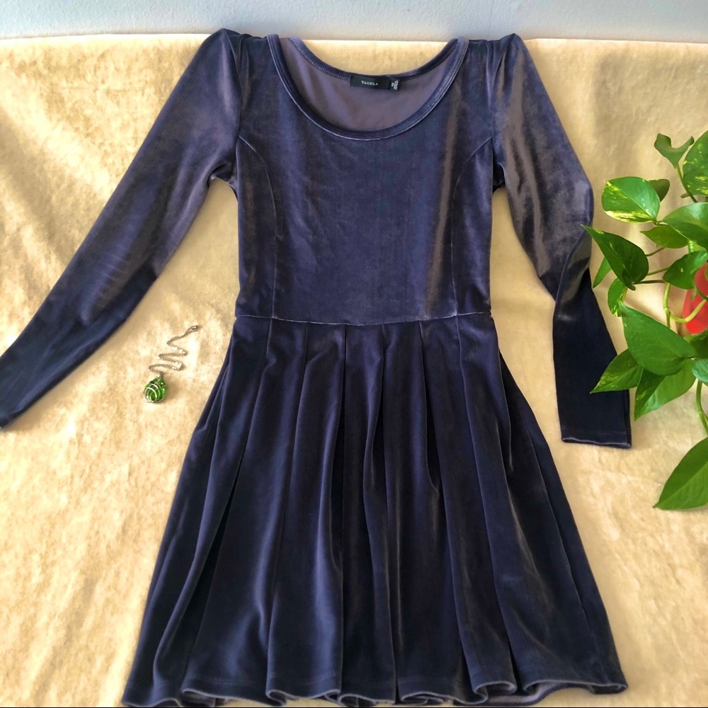Aritzia Talula dress size XS